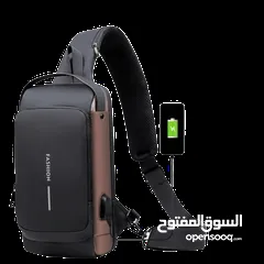  5 حقيبة رياضية من Fashion بشكل مميز وانيق مع منفذ USB للشحن توفرت يمنا اطلب الآن