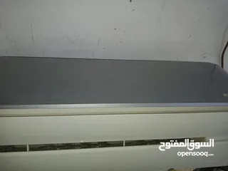  7 مكيفات مستعمله بحاله جديده