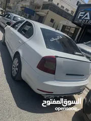  1 سكودا بيضاء 2012
