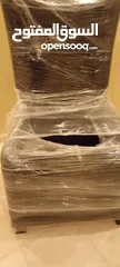  5 كراسي عدد 2 تفصيل وكالة بالجلاتين لم يستخدم خشب وملبس قماش مخمل ملوكي تكلفتهم 600 البيع بنصف الثمن