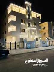  3 شقة ارضية  مميزه جديده في الثالثه موقع مميز للبيع