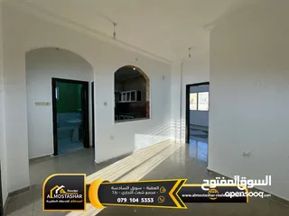  1 شقة في العاشرة  الشرقي للبيع طابق ثاني هندسي (ثالث) مساحة 80 متر