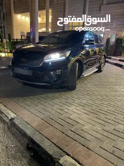  1 Kia SORENTO