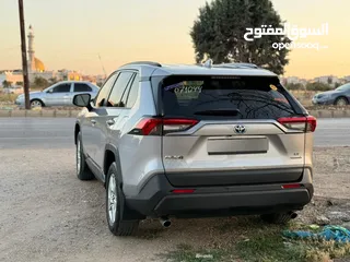  18 تويوتا راف فور موديل 2020 جمرك جديد بحاله الوكاله بسعر   مغري
