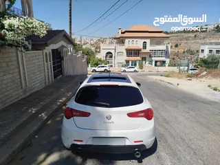  1 الفاً روميو جوليتا 2013