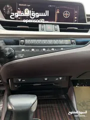  9 Lexus es300h 2019