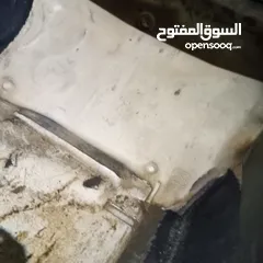  18 مرسيدسe200 للبيع (رقم الهاتف داخل الاعلان)