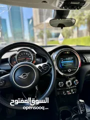  13 Mini Cooper 2020