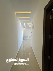  8 شقة غير مفروشة للإيجار ( Property 40092 ) سنوي فقط