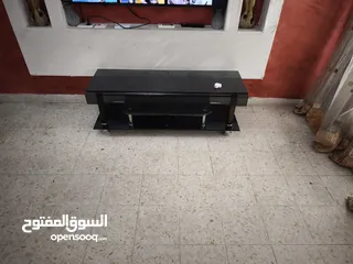 1 طاولة شاشه