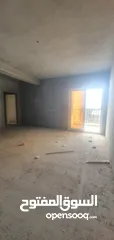  10 شقة جديدة حجم كبيرة نص تشطيب للبيع في مدينة طرابلس منطقة رأس حسن  بعد كباب العريبي علي يمين