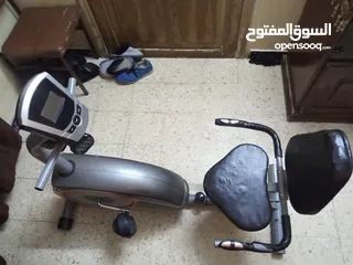  9 جهاز رياضي