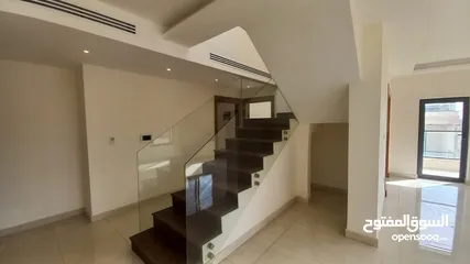  6 دوبلكس مميز مع ورف للبيع في ام اذينة  ( Property 40850 )-174973119