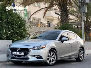  4 مازدا زوم 3 -  2019  بسعر 11600 دينار  كاش لون سلفر    لم تعمل سياحي او تطبيقات نهائي