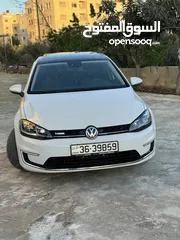  10 Volkswagen E-golf 2019
