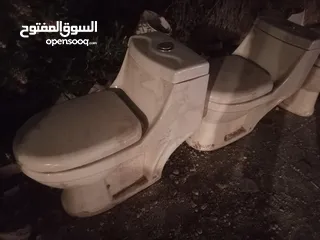  2 طقم مقعده جديده شريتهم وما ركبتهم عليهم عرض سعر الثنيتين بسعر مغري
