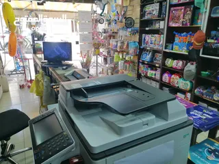  7 مكتبة للبيع قرطاسية والعاب وتوجيهي تعمل بشكل جيد شارع حيوي قائمة ولها سمعتها بالمنطقة ولها زبونها