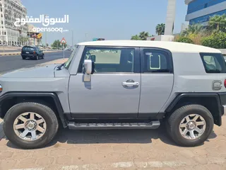  12 TOYOTA FJ CRUSIER 2019