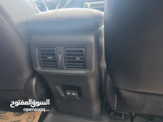  30 تويوتا راف rav4 plugin hybrid 2023/22 الافخم في البلاد.