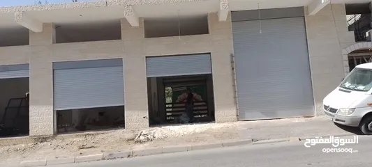  3 محلات للإيجار