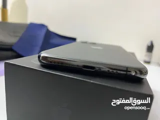  5 ايفون 11 برو بحالة ممتازة السعر قابل للتفاوض
