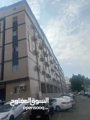  15 شقه غرفه وصاله بشارع فلسطين بجوار مسجد بلال