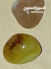  3 حجاره احجار كريمه عقيق و يماني و اوبال حجر القمر زمرد فيروز كهرمان  حجم معدل 2 سم