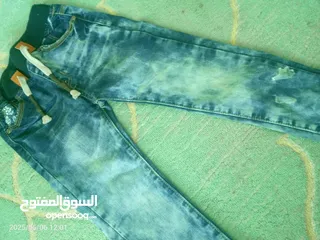  8 متوفر 55قطعه ولادي من سنه لسنتين ومن 6ل7سنين شبه جديد