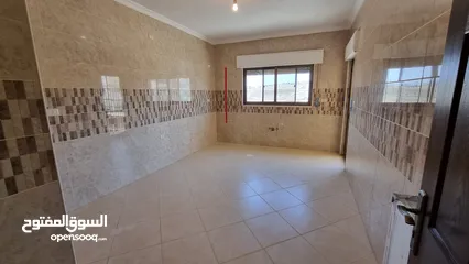  27 شقة حديثة للبيع 165 م2 طابق اول من المالك