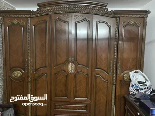  1 غرفة نوم لون بني شبه جديده خشب عيار 18 لاتيه