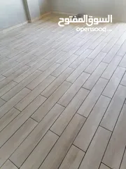 20 بليط وفني تركيب بديل الرخام وبديل الخشب