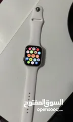  1 Apple Watch Series 745