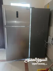  2 ثلاجه هايسنس أكبر مقاس بحاله ممتازه استعمال 6 شهور فقط. Biggest size hisense fridge in Excellent con