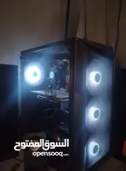  1 موجود كمبيوتر كامل مع شاشي للبيع المذربورد: ASUS H81M-K الرام: RAM 16 GB كرت الشاشة: SAPPHIRE RX 580