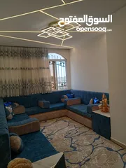  4 شقة سكنية للبيع في سحاب طابق ثاني مدخلين للشقة  قرب الجامع ابو بكر الصديق الحي الغربي