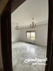  2 شقة مجددة بالكامل - الرابية - 3نوم1ماستر - بإطلالــــه مميزة - قرب الخدمات العامة
