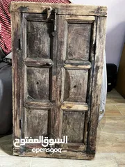  3 تحفه اثريه للبيع او للبدل على طيور او ببغاء بتفس القيمه