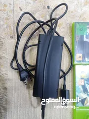  5 XBOX 360 جهازين للبيع السعر قابل للتفاوض