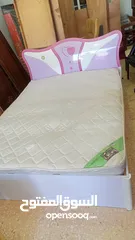  13 تخت مفرد ونص مع فرشه زنبركيه