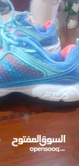  12 FiLA  مريح جدا جدا بحالة الوكالة ملبوس 4 ايام العيد مقاس 40