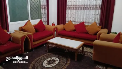  4 طقم.  كنب.   للبيع