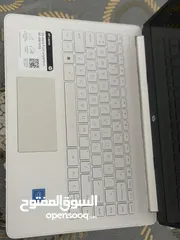  3 لابتوب hp ماركة انتل بحالة ممتازة
