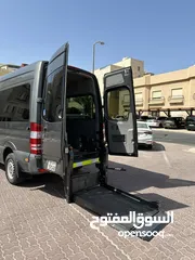  2 توصيل باص خاص كبار السن والاحتياجات الخاصة لجميع مناطق الكويت