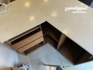  2 Office Desk for urgent sale in Zinj