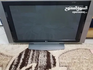  1 تلفزيون LG