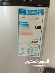  2 فريزر شبه جديد بحالة ممتازة