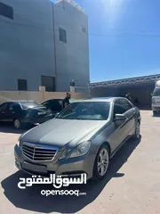  8 مرسيدس E200 للبيع موديل 2013