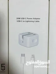  2 شواحن ايفون اصليه  20 واط  مكفول لمدة اسبوع
