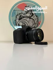  1 كاميرا كانون 750D بحالة الوكاله تماماً