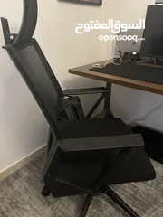  2 كرسي مكتب متحرك بحالة ممتازه